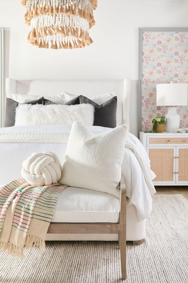 Balboa Queen Bed by Essentials For Living