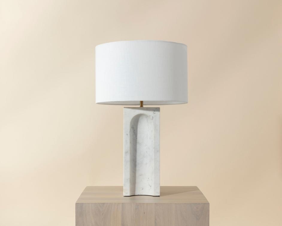ROHE TABLE LAMP by Sunpan