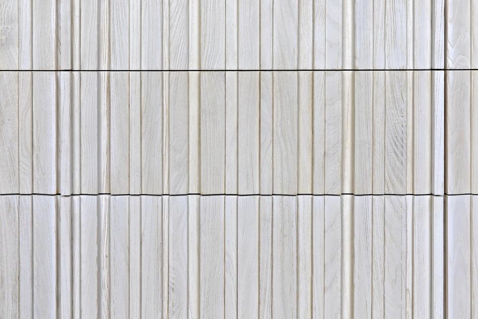 Desdemona 3 Drawer Chest, Bleached Elm by Noir Furniture