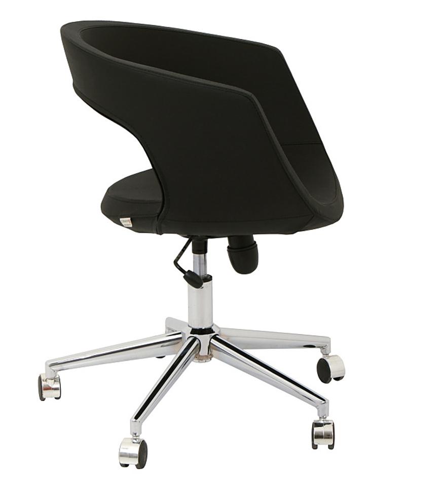 dover ofiice chair in leather by Nuans Design