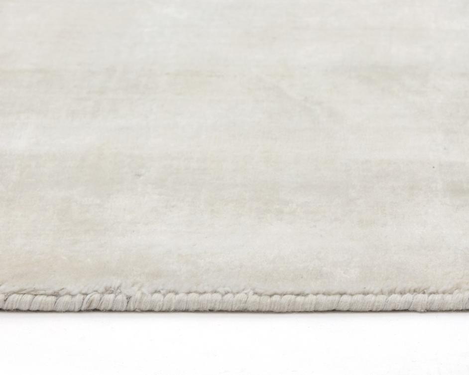 Alaska Hand-loomed Rug - White - 5' X 8' by Sunpan