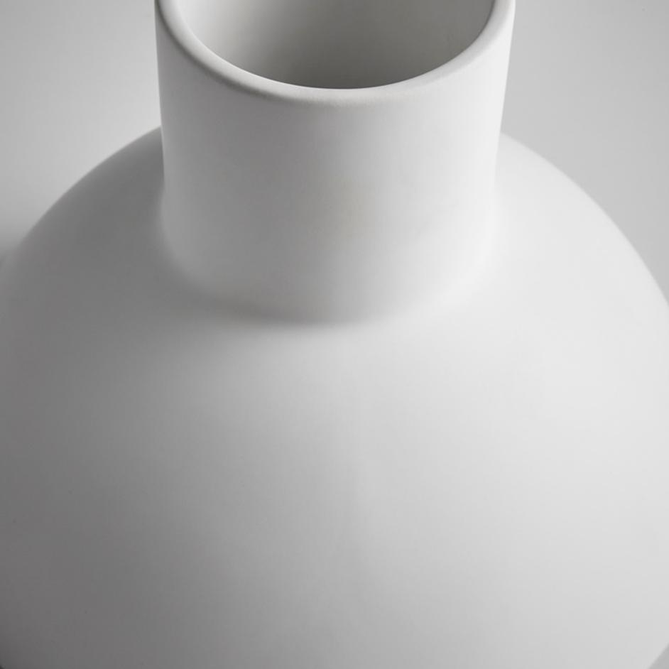 Purezza Vase in White by Cyan Design