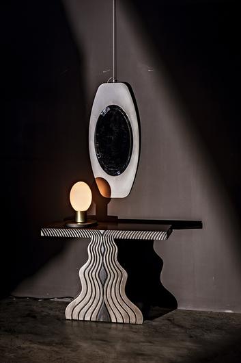 Ray Mahogany and Veneer Console in Pale with Light Brown Highlights by Noir Furniture