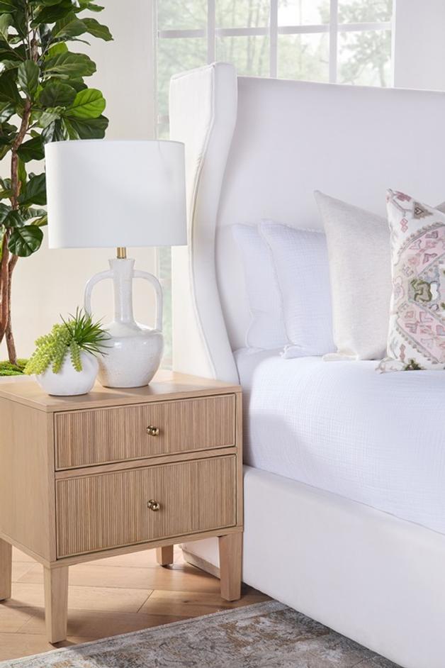 Balboa Queen Bed by Essentials For Living