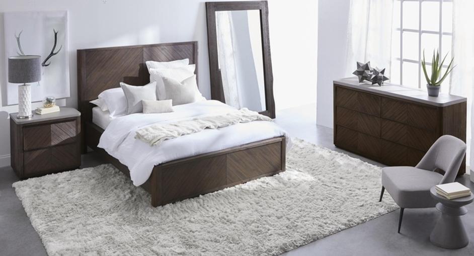 Pawn Accent Table by Essentials For Living