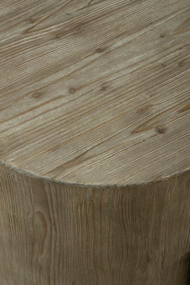 Williamsburg End Table by Furniture Classics