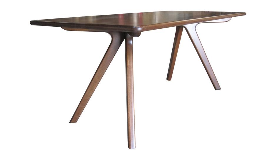 charles table in small by Nuans Design