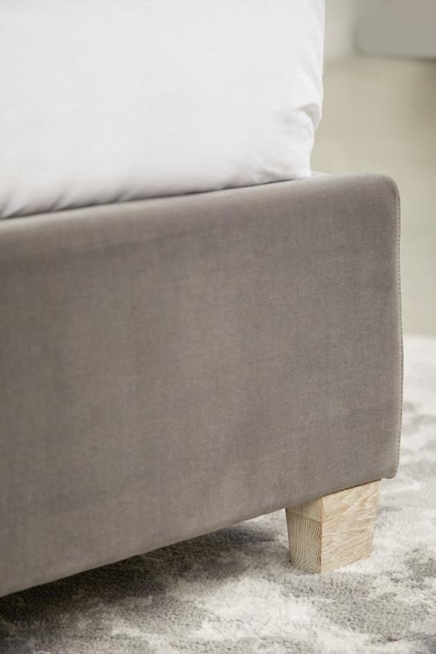 Chandler Queen Bed by Essentials For Living