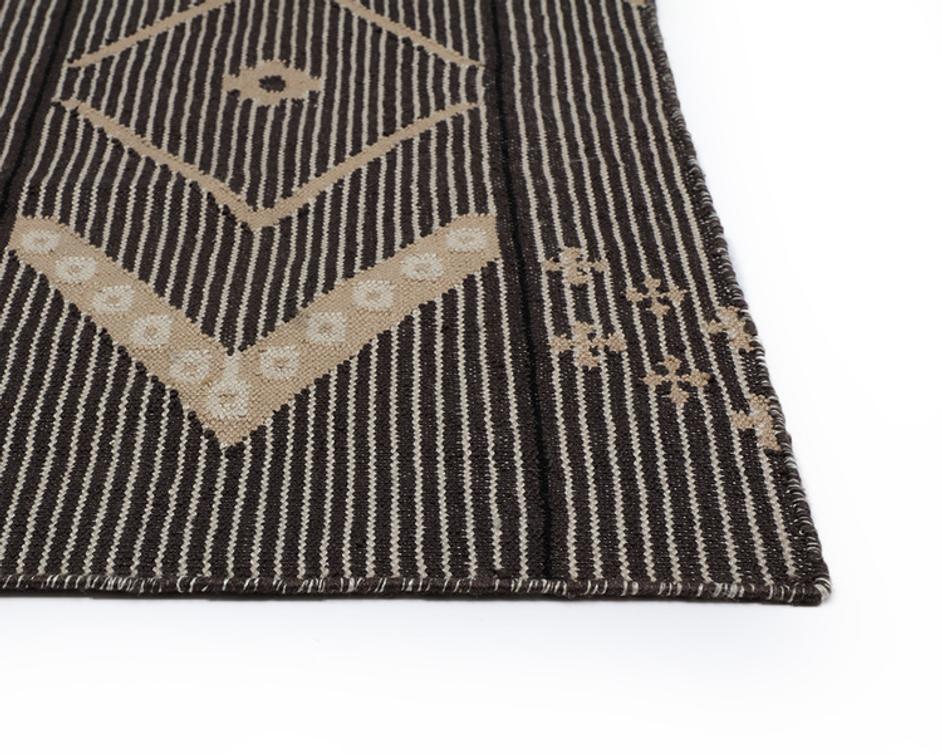 ASANA HAND-WOVEN RUG - BLACK / TAN - 5' X 8' by Sunpan