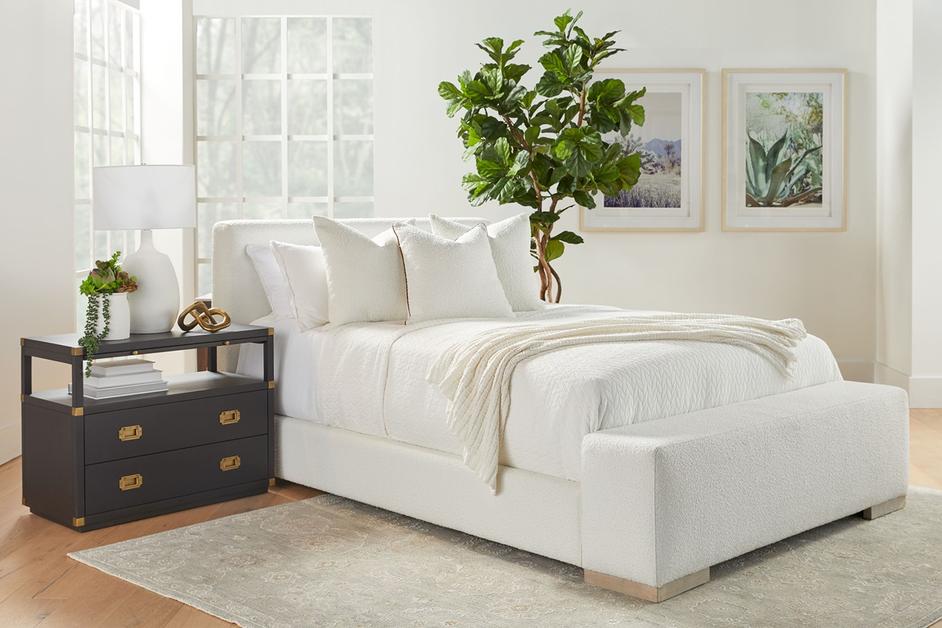 Warren Cal King Bed by Essentials For Living
