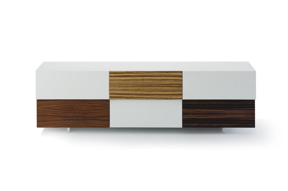 three woods tv-bench by Nuans Design