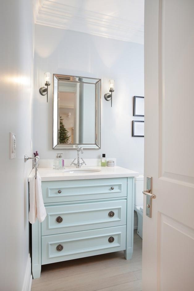 Flair 1 Light Wall Sconce in Antique Nickel Finish by Z-Lite