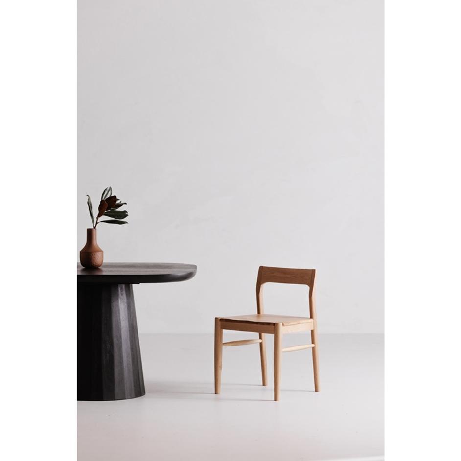 OWING DINING CHAIR OAK-M2 by Moes Home