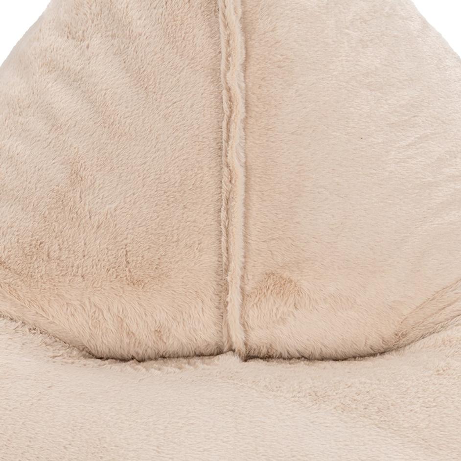 Elle Teardrop Lounge Chair by Classic Home