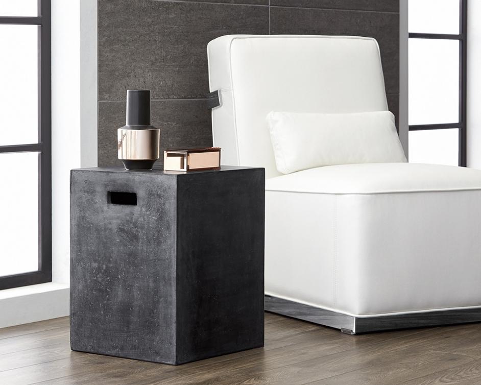 CASTOR END TABLE - BLACK by Sunpan
