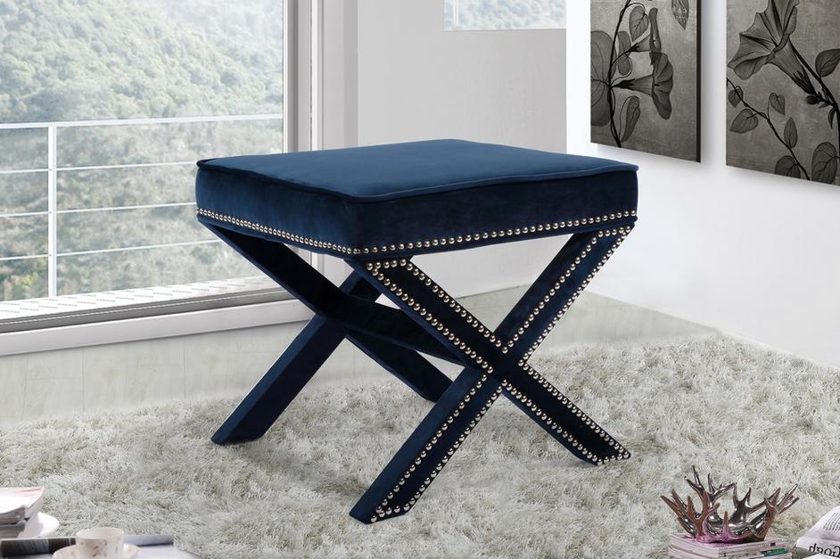 Alan Ottoman/Bench In Navy Velvet by Meridian Furniture