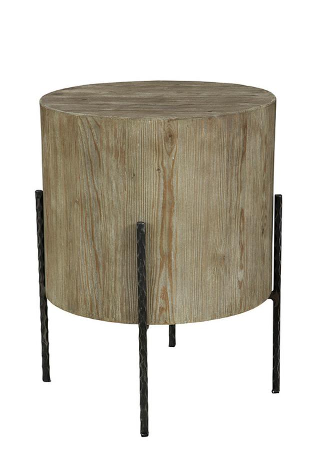 Williamsburg End Table by Furniture Classics
