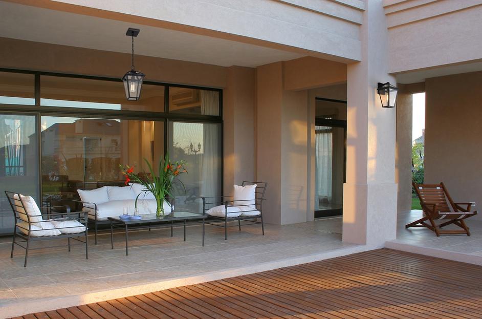 Talbot 1 Light Outdoor Chain Mount Ceiling Fixture in Black Finish by Z-Lite