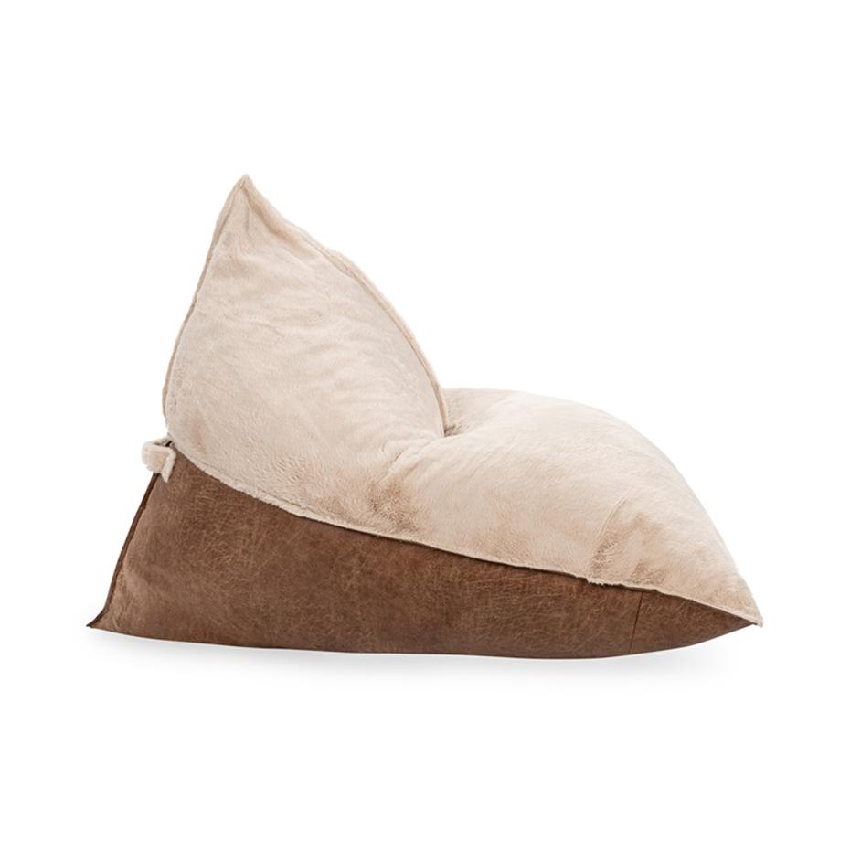 Elle Teardrop Lounge Chair by Classic Home