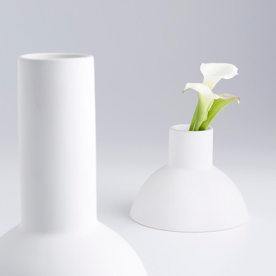 Purezza Vase in White by Cyan Design