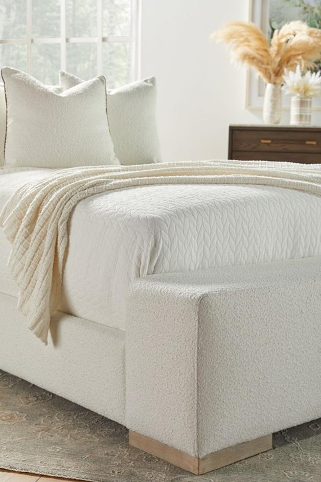 Warren Cal King Bed by Essentials For Living