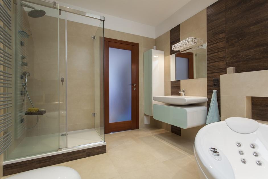 Aludra 5 Light Vanity  in Chrome Finish by Z-Lite