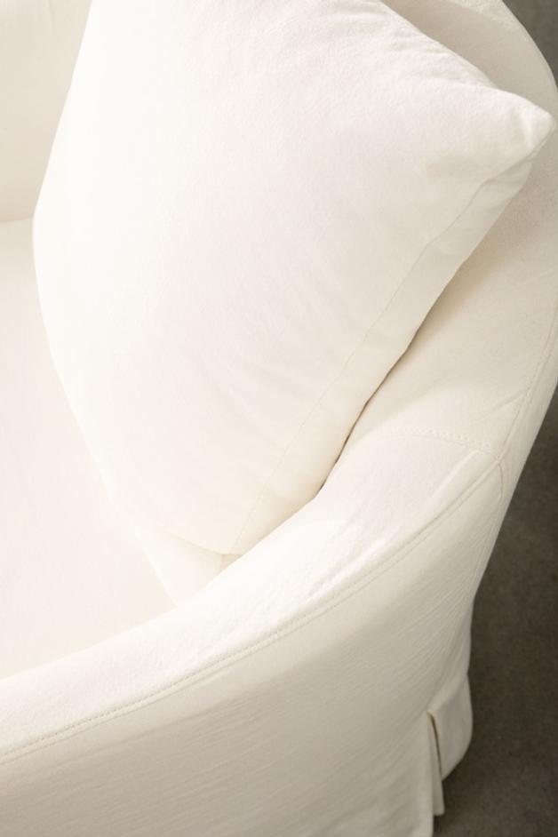 Faye Slipcover Swivel Club Chair by Essentials For Living