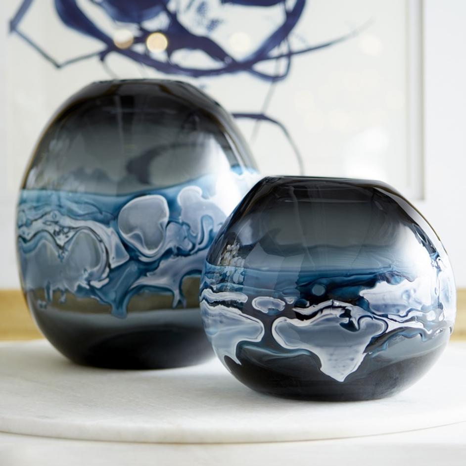 Mescolare Vase in Blue and White by Cyan Design