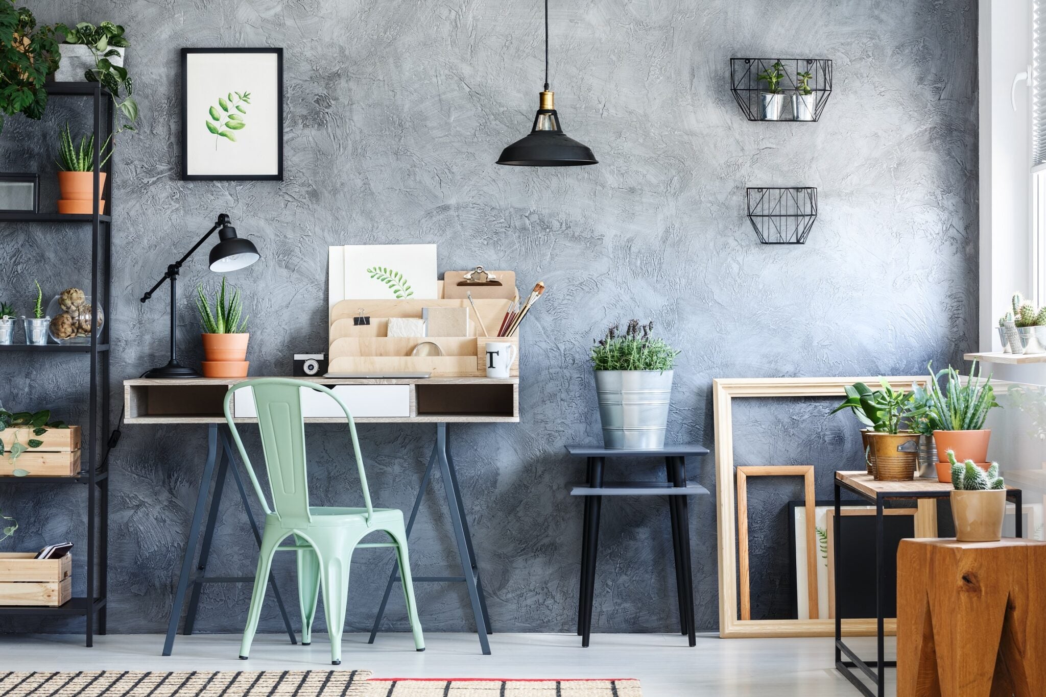 Integrating Plants in Small Spaces