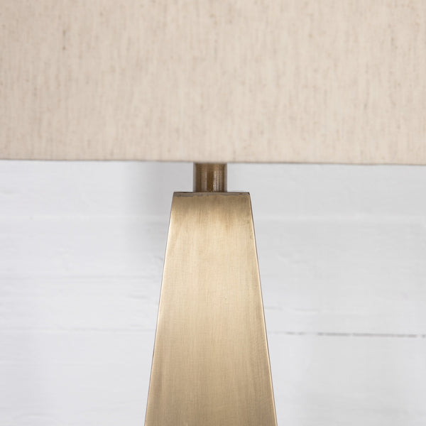 Leander Table Lamp In Brass