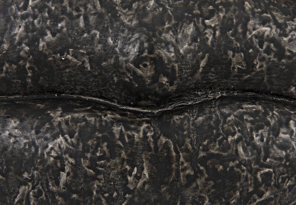 Lips, Black Fiber Cement