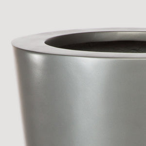 Madrid Floor Planter, pewter