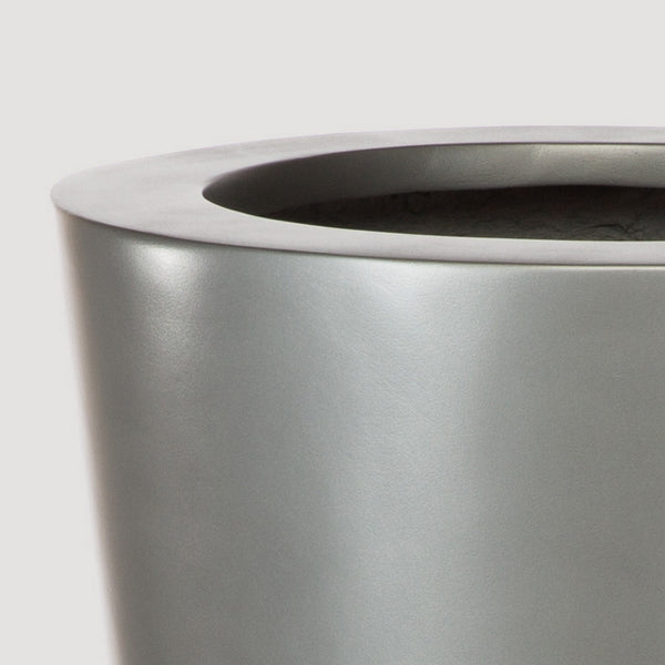 Madrid Floor Planter, pewter