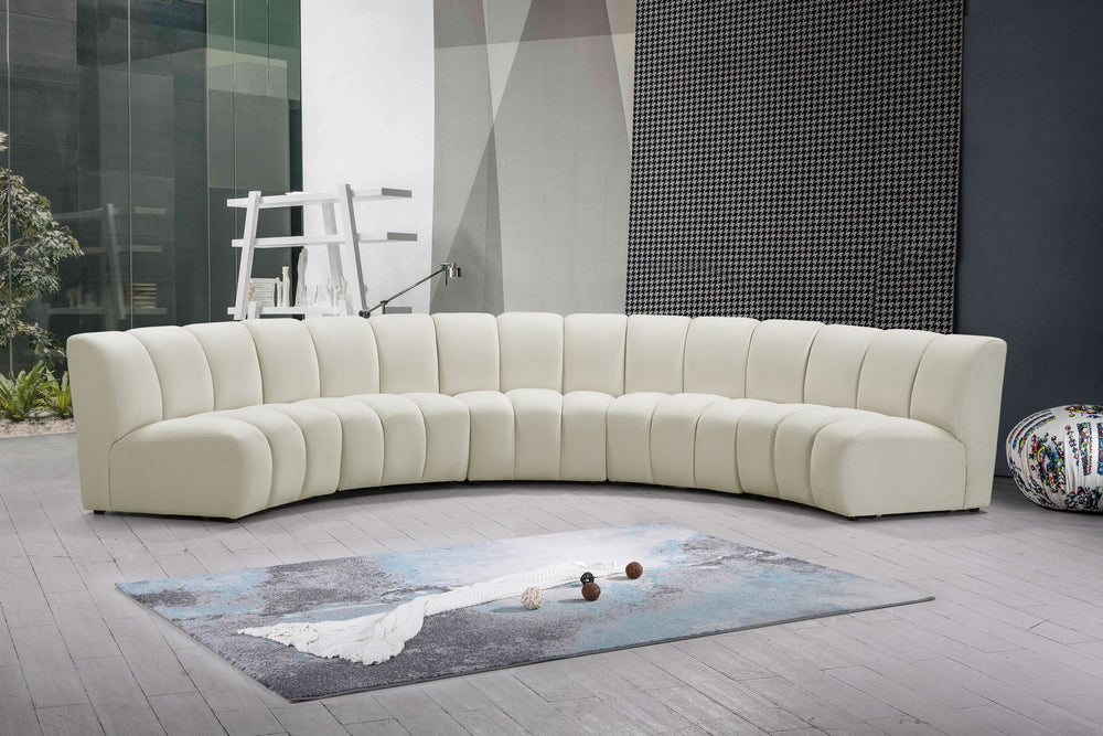 Lynda 5pc. Modular Sectional In Cream Velvet
