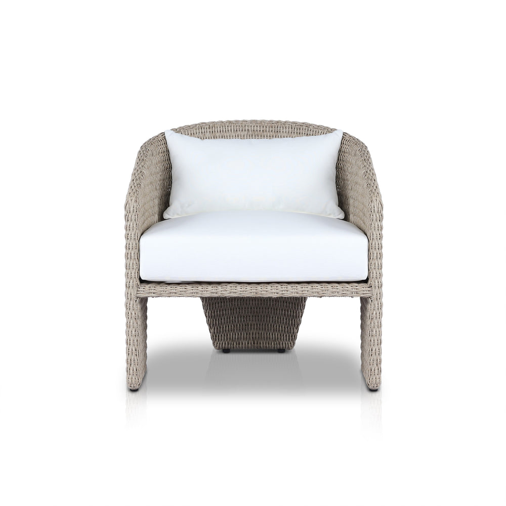 Fae Outdoor Chair in Vintage White'