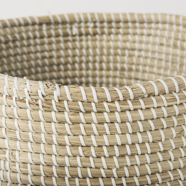 Maddie 13.8L x 13.8W X 15.0H (Set of 3) Light Brown W/Black Dipped Seagrass Round Basket W/ Handle