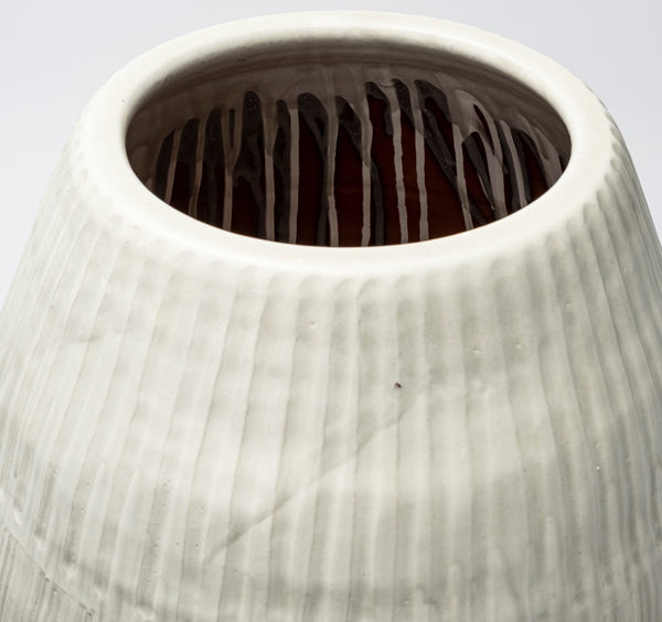 Reyan Small Pearl White Ceramic Striped Vase