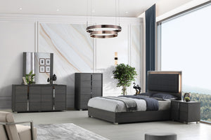 Giulia Dresser in Matte Gray