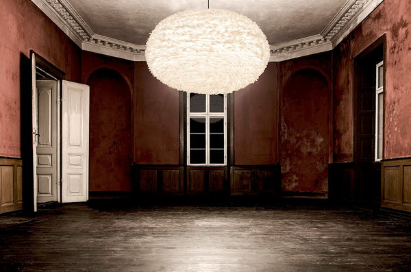 Eos XXL Plug-In Pendant in White with Black Cord