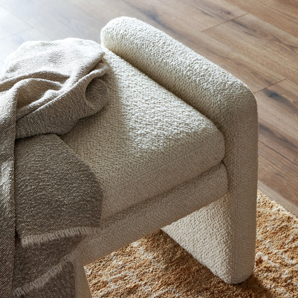 Serena Accent Bench in Durham Cream