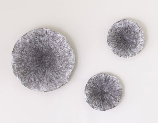 Lotus Wall Art, Silver/Black, Small