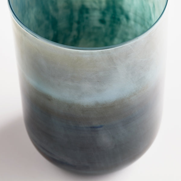 Small Reina Vase in Pyrite