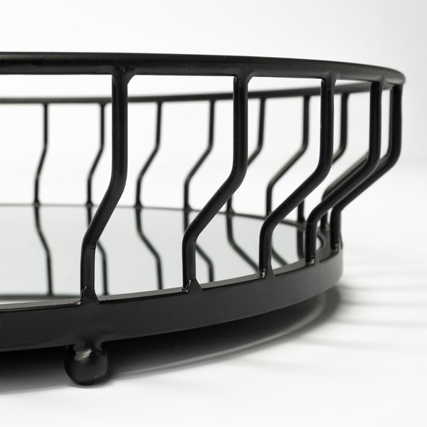Helena 20L x 20W Black Metal Mirrored Bottom Round Serving Tray