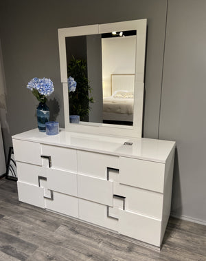 Infinity Premium Dresser in Bianco Lucido