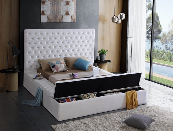 Randal Queen Bed In White Velvet