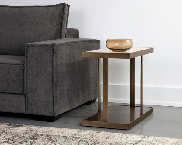 KAMALI SIDE TABLE