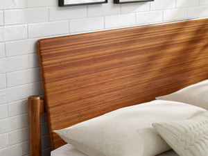 Monterey Queen Platform Bed, Amber