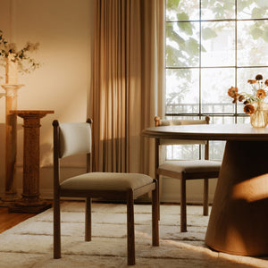 Moe's Tutto Dining Table with Pedestal Base
