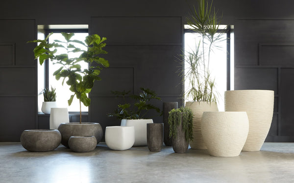 Lourdes Planter, Grey, MD
