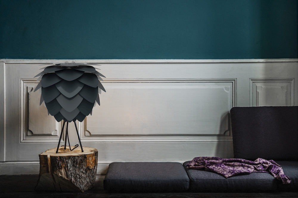 Aluvia Table Lamp in Anthracite with White Base
